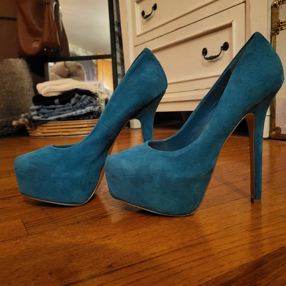 STEVE MADDEN Babylonn Teal Heels - Picture 5 of 6
